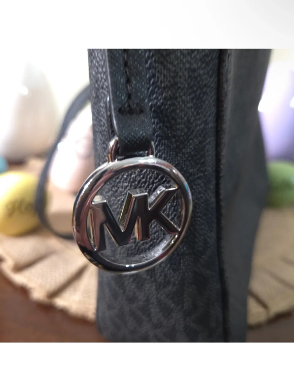 Michael Kors Black Crossbody Shoulder Bag - Picture 6 of 10
